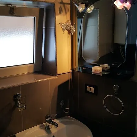 Lille France شقة فندقية شكودر