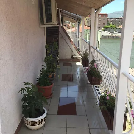 Lille France Hotel apartamentowy *