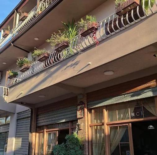 Lille France Lägenhetshotell