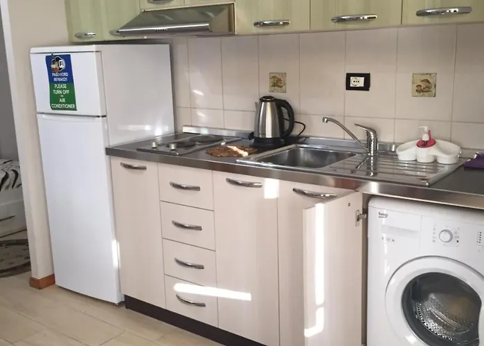 Lille France 3* شكودر